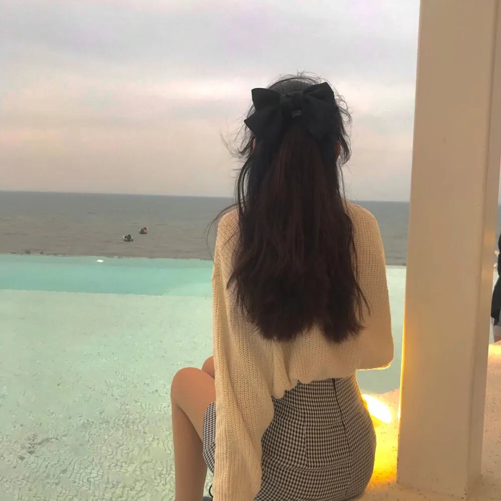 千亿影后魂穿十八线女星